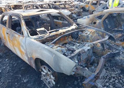 2009 Chrysler 300 Touring/Signature Series/Executive Series z USA, uszkodzony, nr VIN 2C3KA53V79H618004